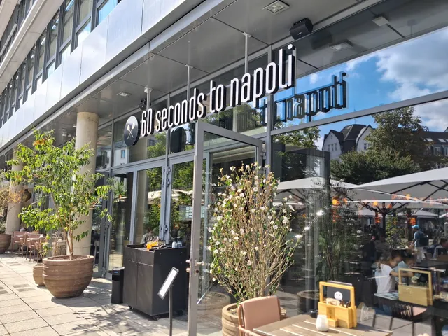 60 seconds to napoli Düsseldorf