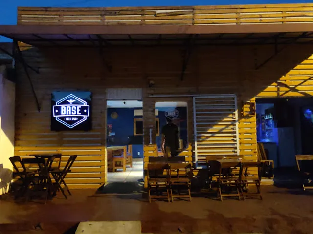 Base Mix Pub