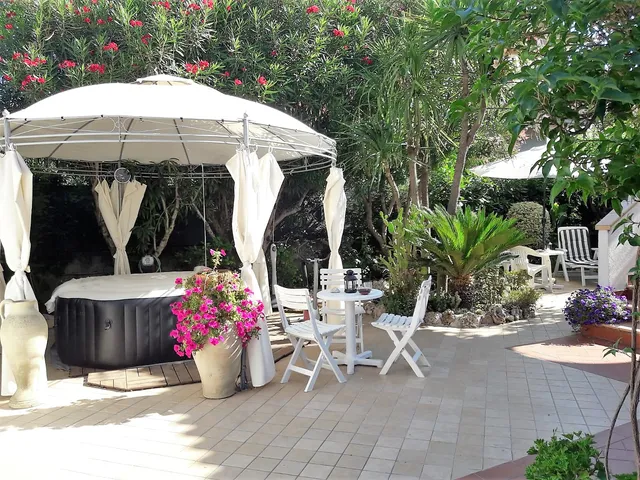 Casa vacanza Scauri "Cà bianca"