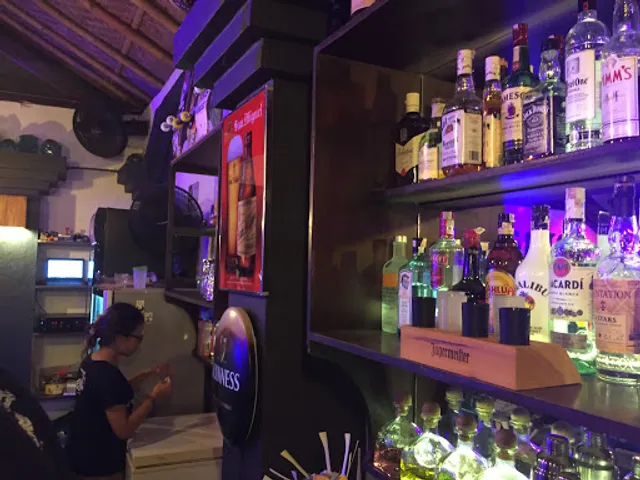 Omang Omang Bar And Diner.