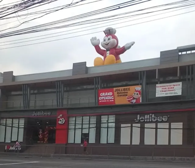 Jollibee - Malanday Crossing
