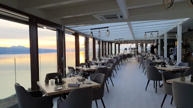Le Deck Restaurant