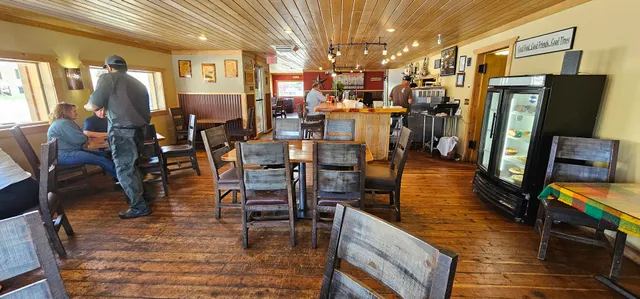 Lu's Main Street Cafe