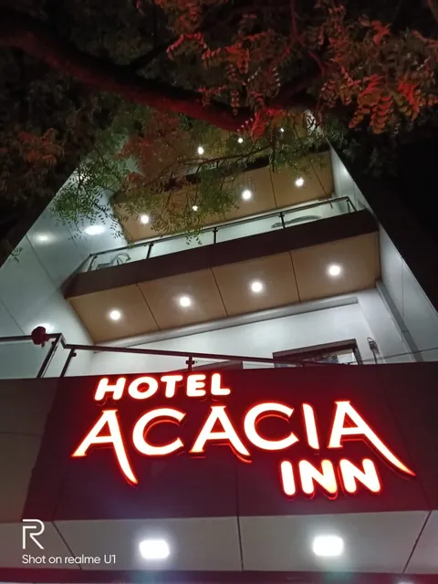 Hotel Acacia Inn