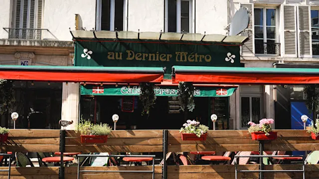Au Dernier Métro