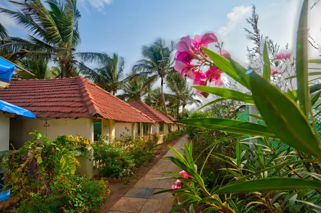 Morjim Holiday Beach Resort