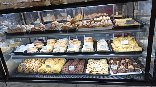 Alemão Pães Panificadora e Mercearia