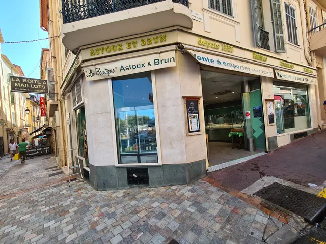 ASTOUX & BRUN , la Boutique