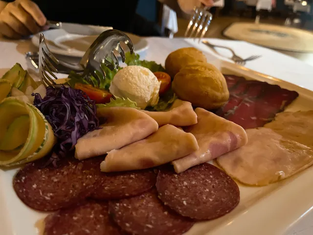 Restoran Plava Prizma