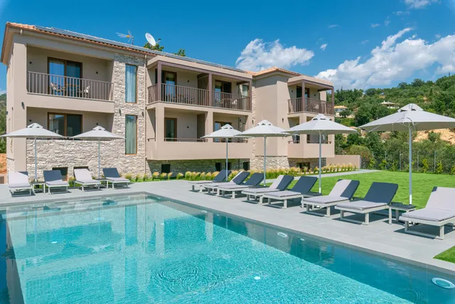 Neoma Luxury Residence - Adults Only