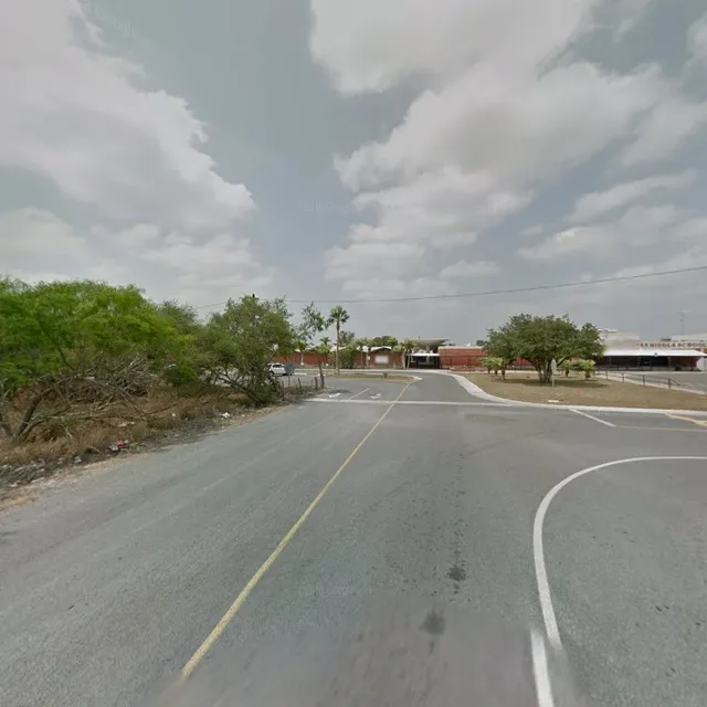 Los Cuates Middle School