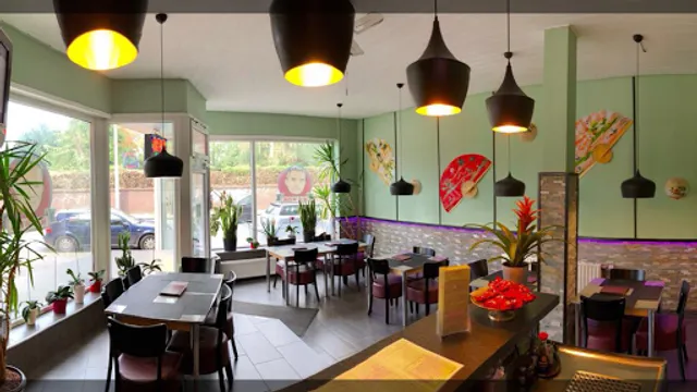 M.C WOK (Asia-Spezialitäten)