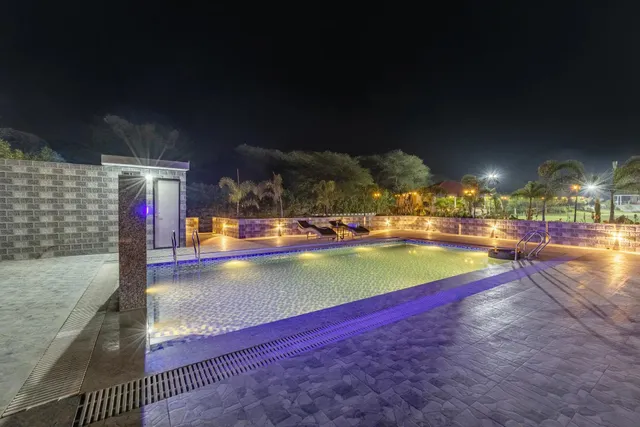 ELIVAAS Zenora - Luxury Villa in Delhi NCR | 5 BHK Villa with Private Pool