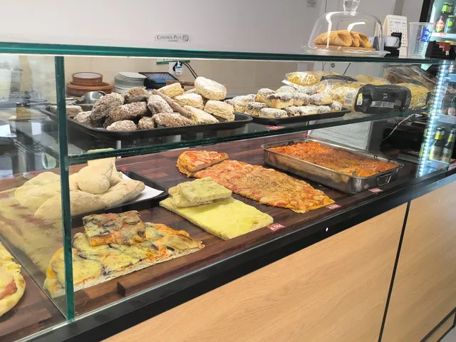 Agua y Harina pizza al corte y mas