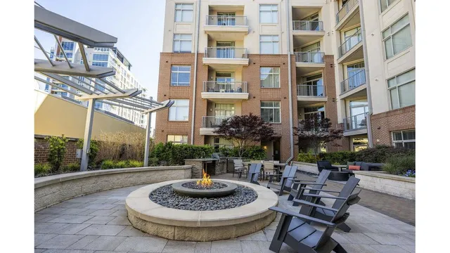 The Mint 425 Apartments