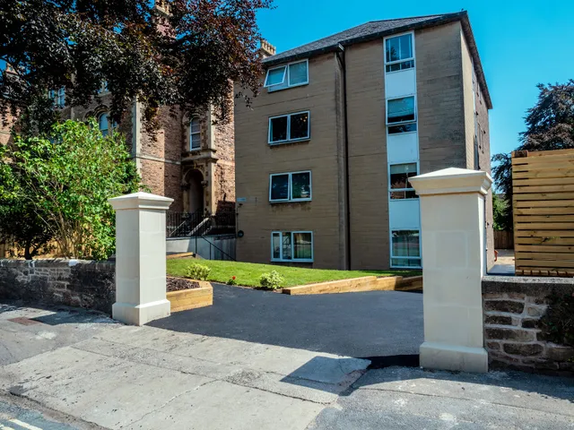 Alison Court Apartments- Urban Apartments