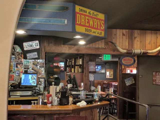 Smokin' Dave's BBQ - LYONS