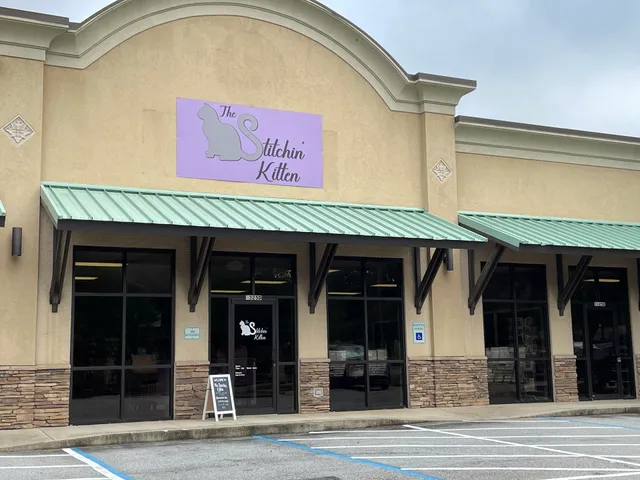 The Stitchin' Kitten