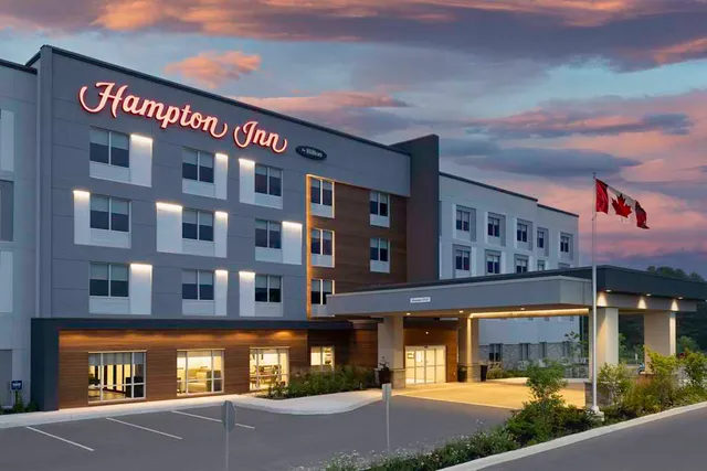 Hampton Inn by Hilton Midland