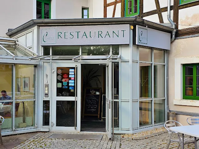 Restaurant CASTELL in der Schweinsburg
