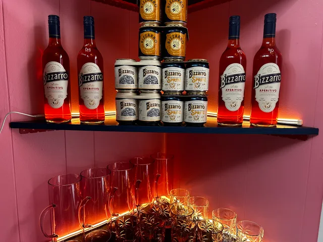 Pam's Bottles & Cups