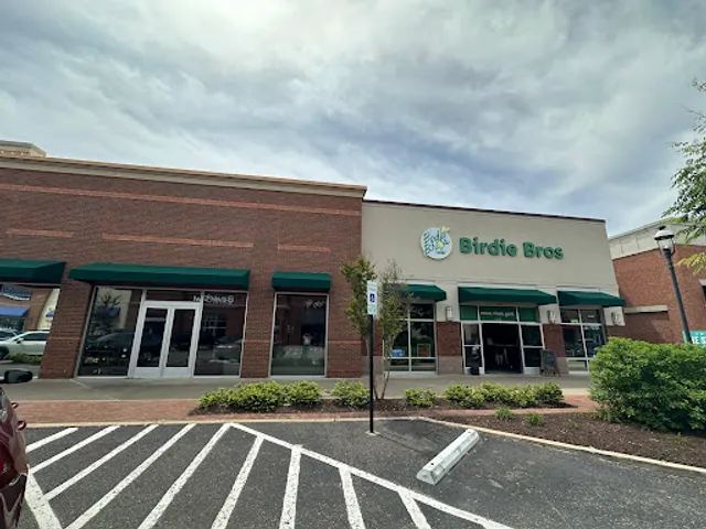 Birdie Bros Bar & Restaurant