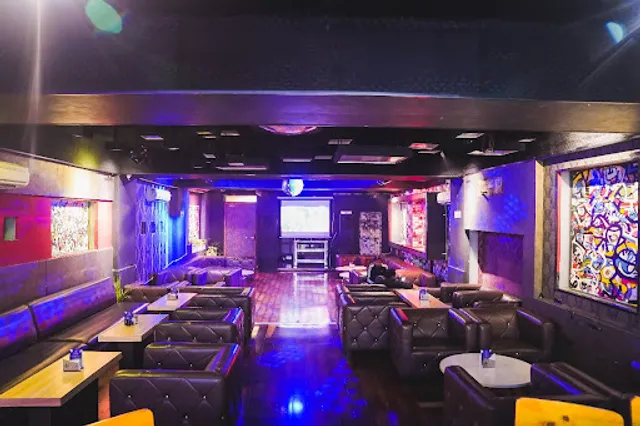 Bargain Sports Bar and Lounge