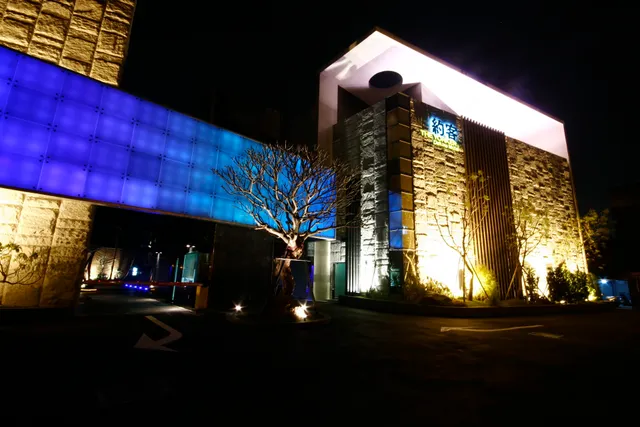 The Yorker Deluxe Motel