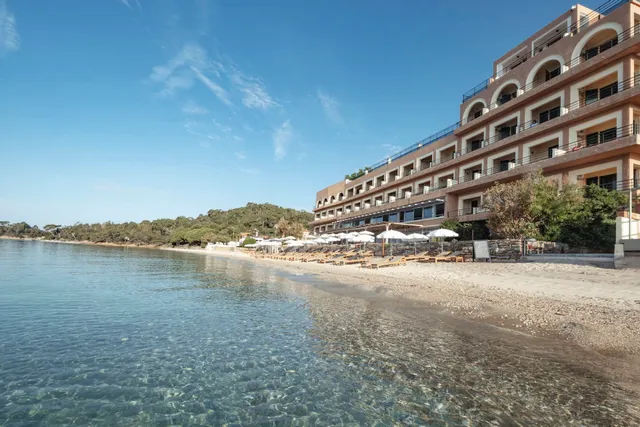 Surplage Hôtel Cavalière