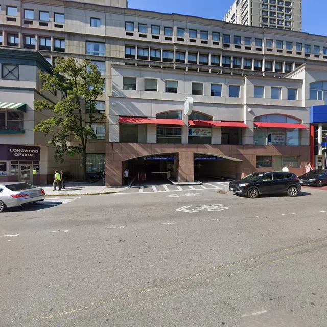 Longwood Ave. @ The Longwood Galleria