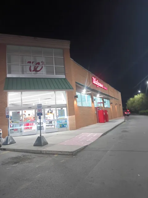 Sevier Plaza Shopping Center