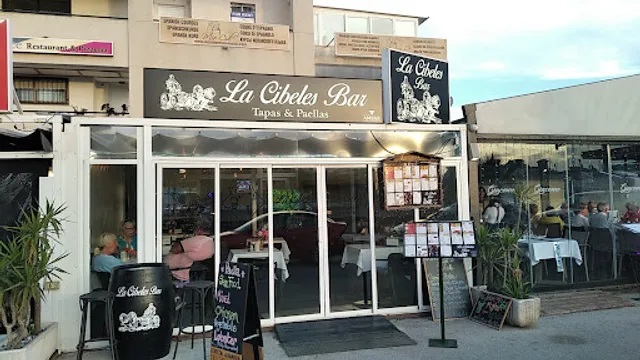 La Cibeles Bar
