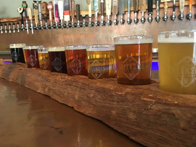 Creekside Pizza & Taproom