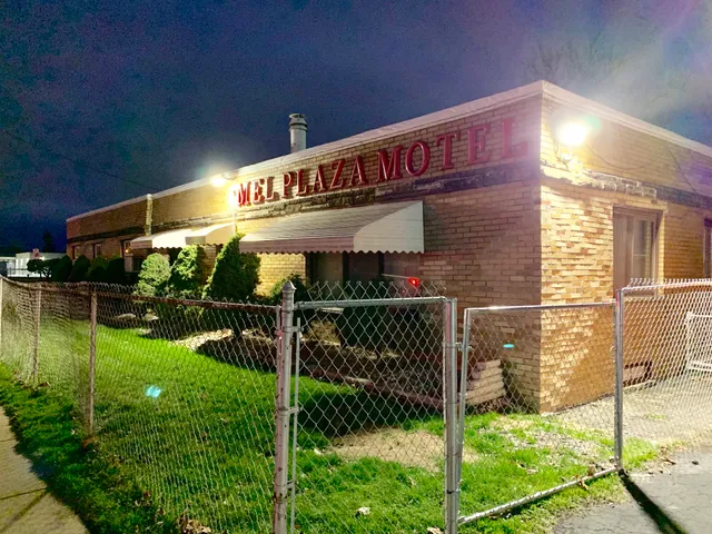 Mel Plaza Motel