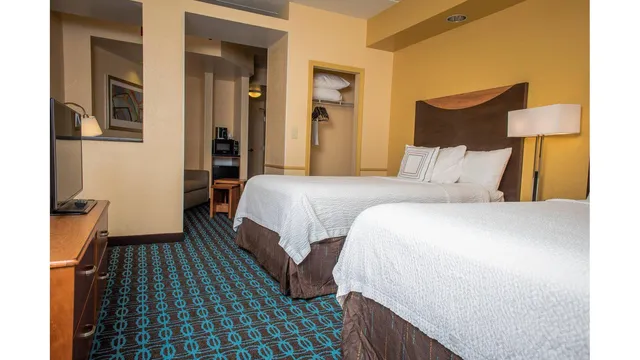 Fairfield by Marriott Inn & Suites Knoxville/East