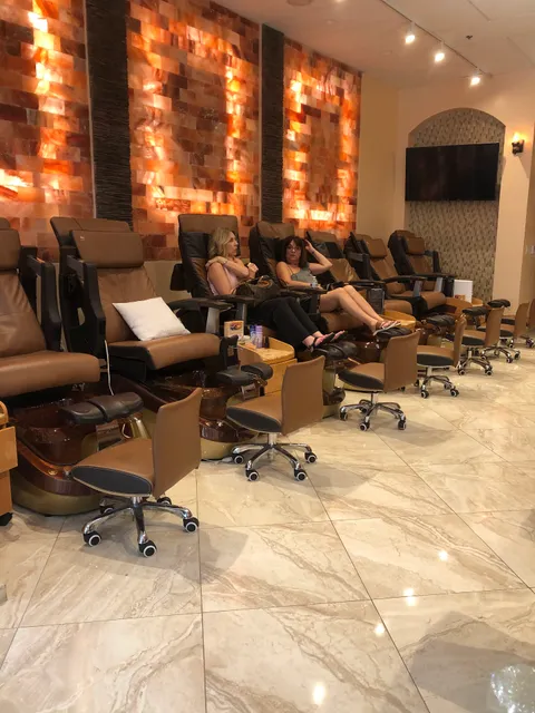 Himalayan Nails & Spa