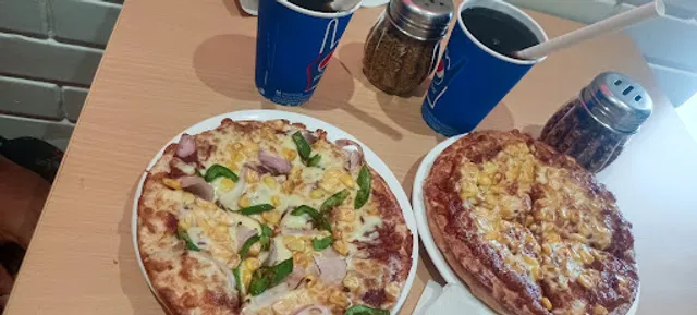 Pizza Hut | Kopar Khairane Vashi, Mumbai