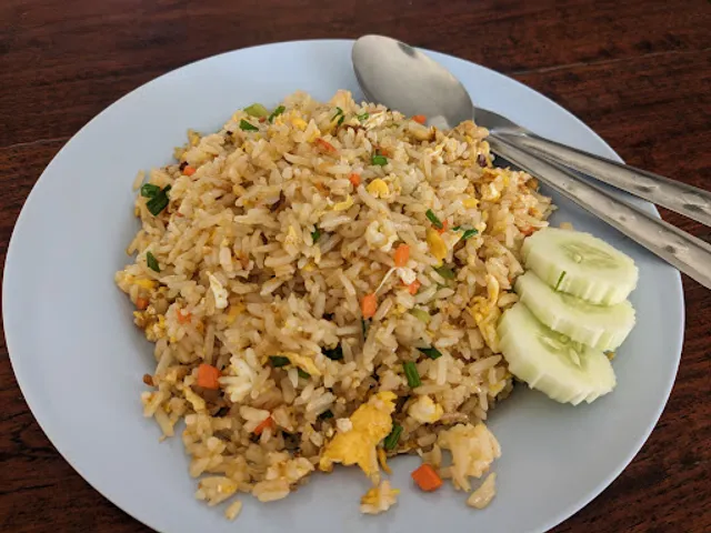 Krua chayta the best thai food on this beach