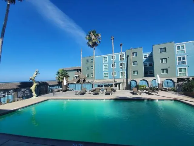 The Arts Apartments at Ocean Drive