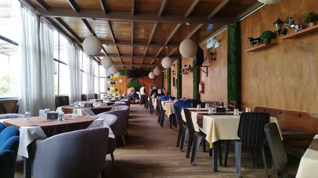 Marakos Grill - Pimentel