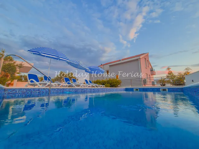 Holiday Home Ferias in Makarska, Villa with private pool
