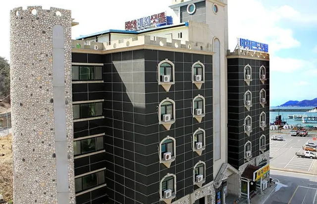 Taean Beach Condo Motel