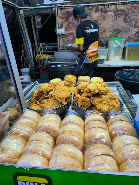 Dina Burger Crispy Setiawangsa