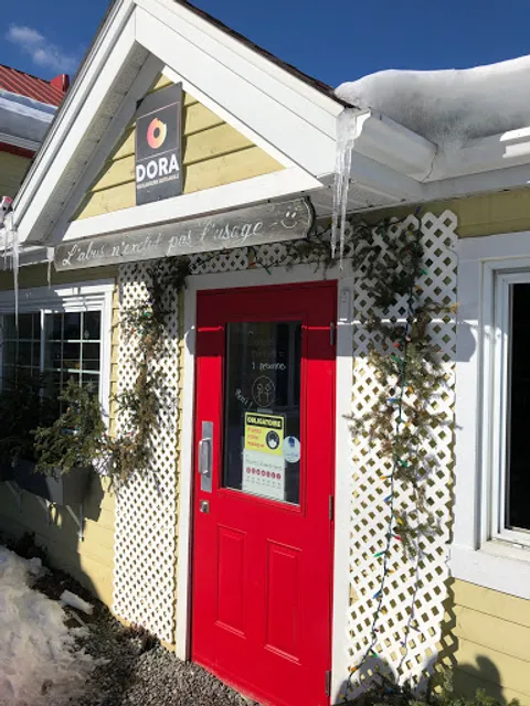 Chez DORA Bakery