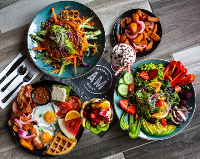 A.M. déjeuner dîner