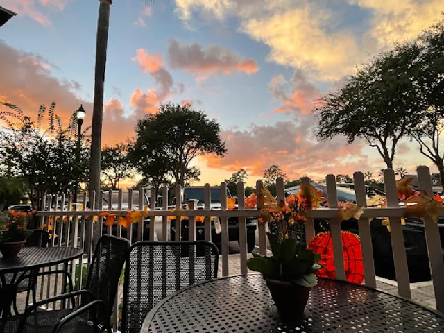 Iggy's Grill and Bar