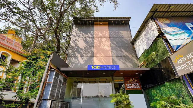FabHotel New Prince Palace - Hotel in Kurla West, Mumbai