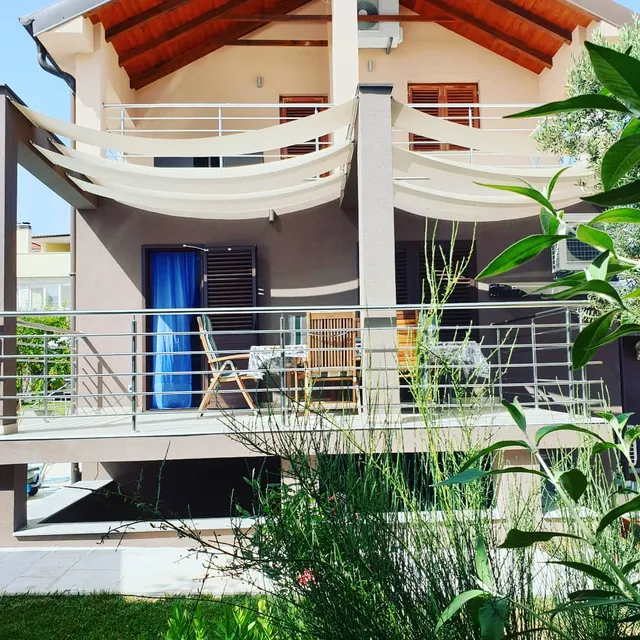 Apartment NikaTribunj