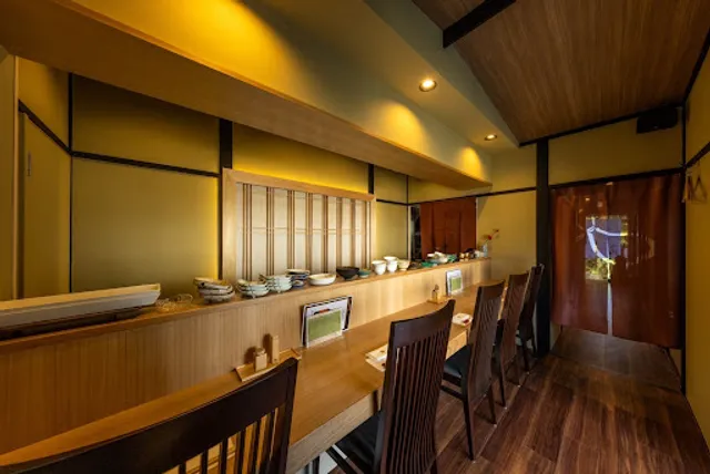 うなぎと日本料理 今助 福岡小笹本店