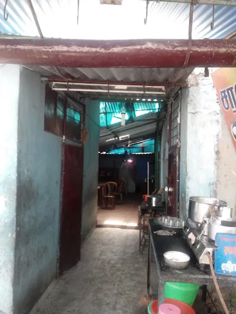 Saravana Tiffin Center